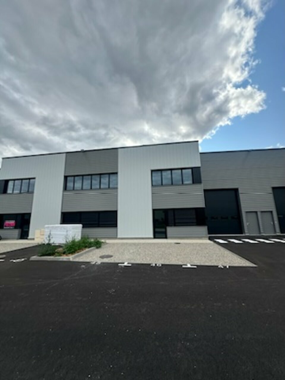 ARCHE DEVELOPPEMENTS VENTE-LOCAL D'ACTIVITE-OULLINS-PIERRE-BENITE-69