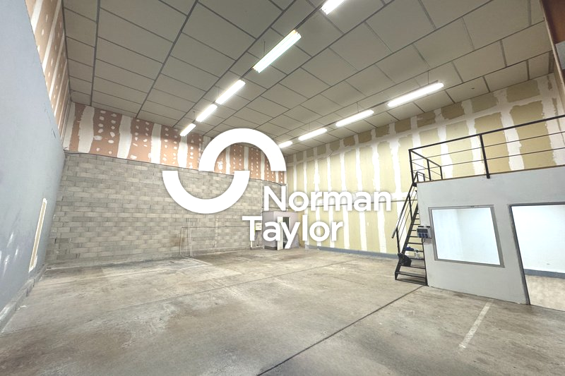 NORMAN TAYLOR MONTPELLIER LOCATION-LOCAL D'ACTIVITE-VENDARGUES-34