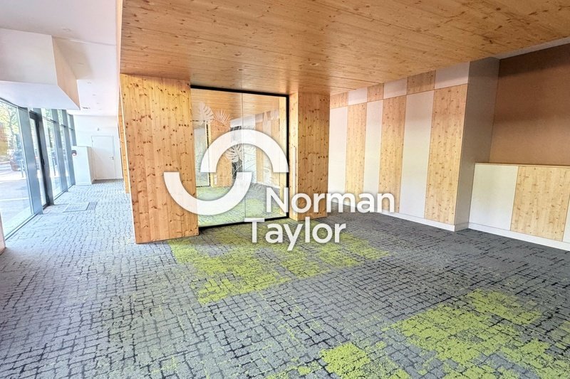 NORMAN TAYLOR MONTPELLIER LOCATION-LOCAL COMMERCIAL-MONTPELLIER-34