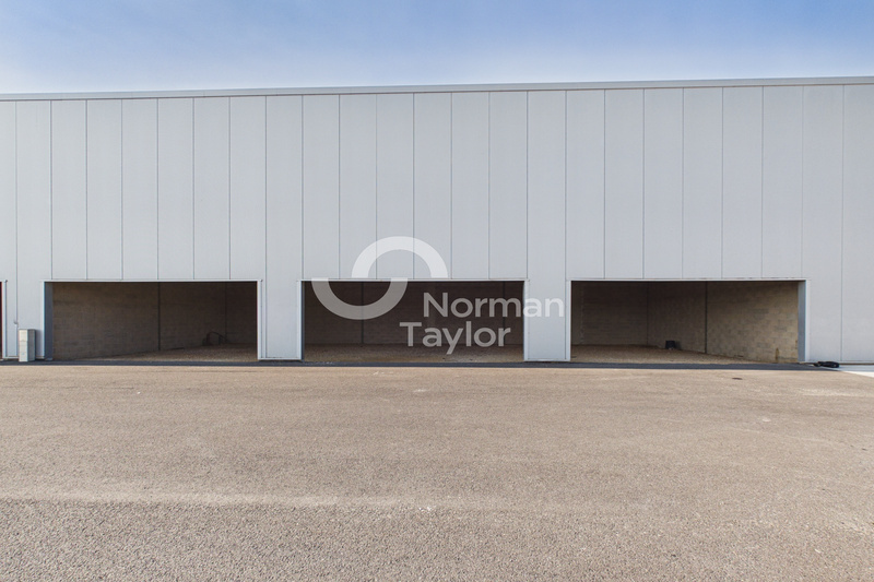NORMAN TAYLOR MONTPELLIER LOCATION-LOCAL COMMERCIAL-CLAIRA-66