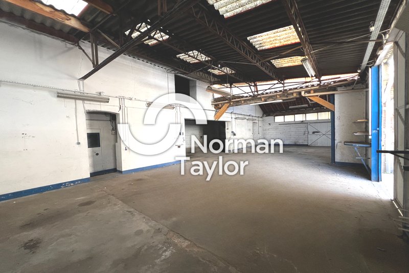 NORMAN TAYLOR MONTPELLIER LOCATION-LOCAL D'ACTIVITE-PERPIGNAN-66