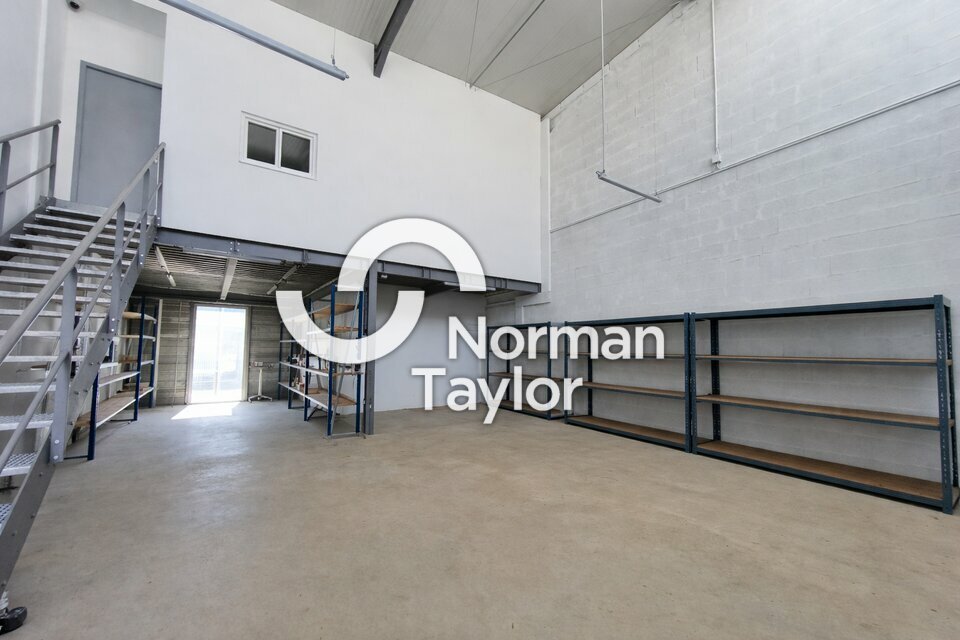 NORMAN TAYLOR PAYS BASQUE LOCATION-LOCAL D'ACTIVITE-ANGLET-64