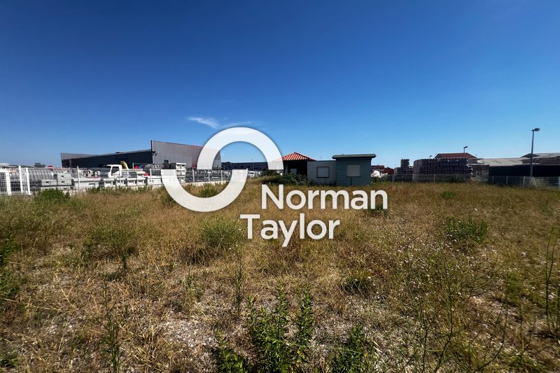 NORMAN TAYLOR MONTPELLIER LOCATION-TERRAIN-ARGELES_SUR_MER-66