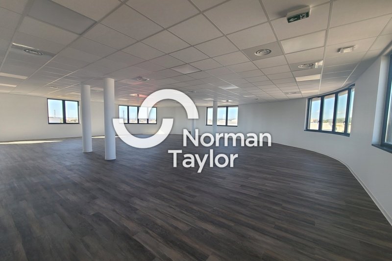NORMAN TAYLOR MONTPELLIER VENTE-BUREAUX-SETE-34
