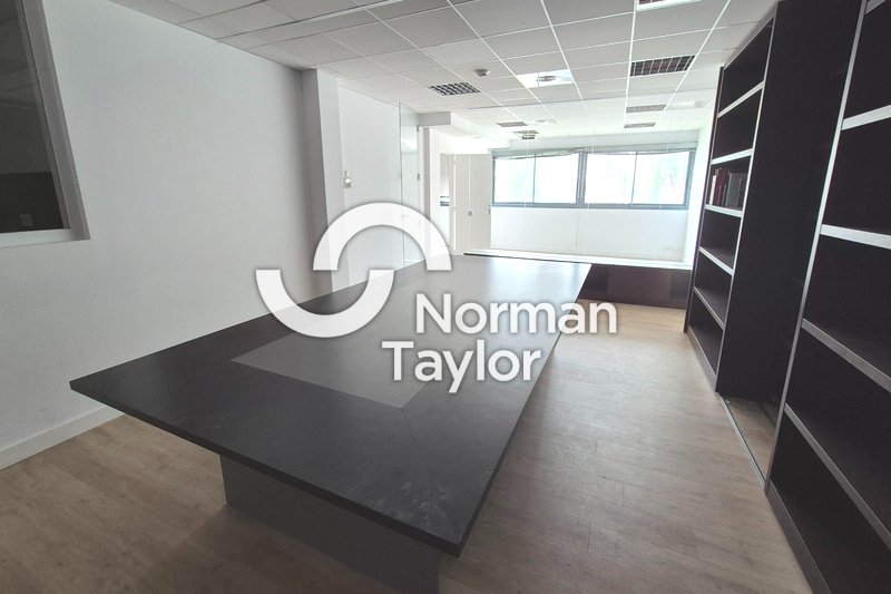 NORMAN TAYLOR MONTPELLIER LOCATION-BUREAUX-PERPIGNAN-66