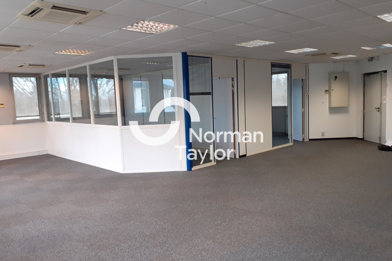 NORMAN TAYLOR LYON LOCATION-BUREAUX-BRON-69