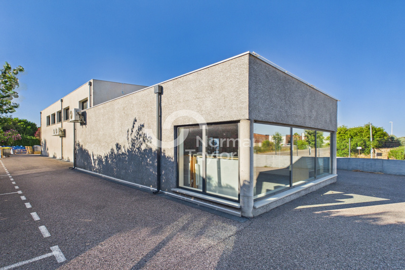 NORMAN TAYLOR MONTPELLIER LOCATION-LOCAL COMMERCIAL-PERPIGNAN-66