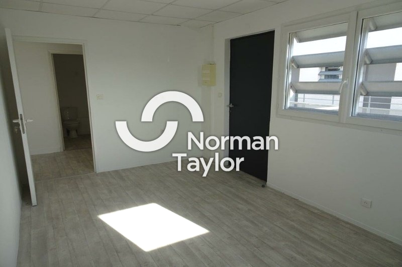 NORMAN TAYLOR MONTPELLIER LOCATION-BUREAUX-PEROLS-34