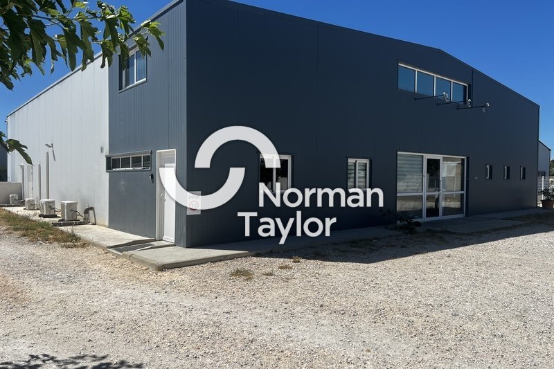 NORMAN TAYLOR MONTPELLIER VENTE-LOCAL D'ACTIVITE-RIVESALTES-66