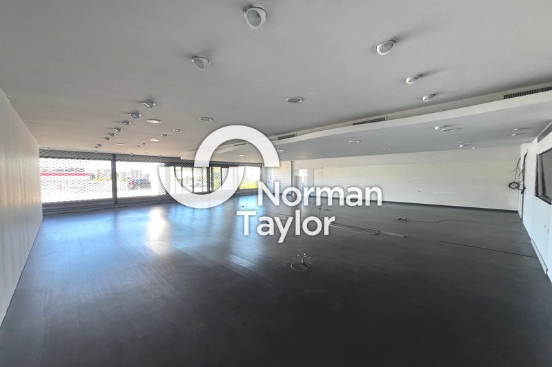 NORMAN TAYLOR MONTPELLIER LOCATION-LOCAL COMMERCIAL-PERPIGNAN-66