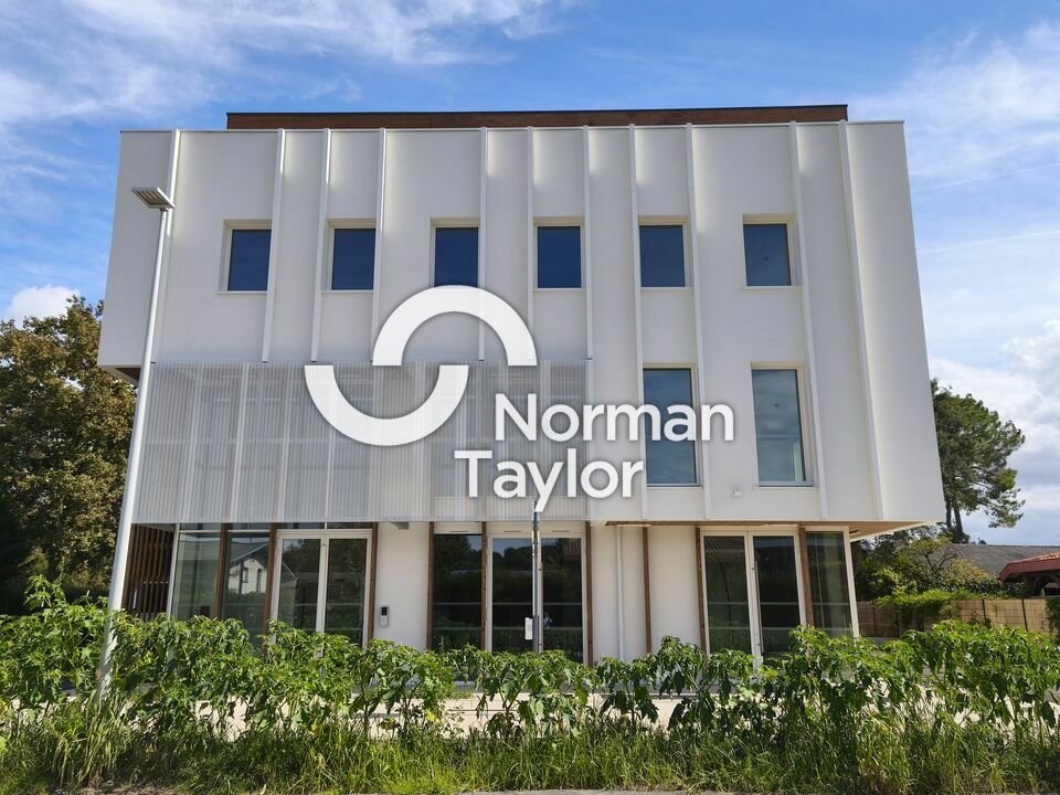 NORMAN TAYLOR PAYS BASQUE VENTE-BUREAUX-SOORTS-HOSSEGOR-40