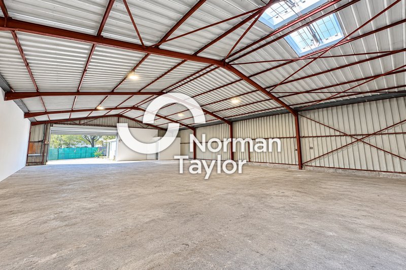 NORMAN TAYLOR MONTPELLIER LOCATION-LOCAL D'ACTIVITE-SAINT-JEAN-DE-VEDAS-34