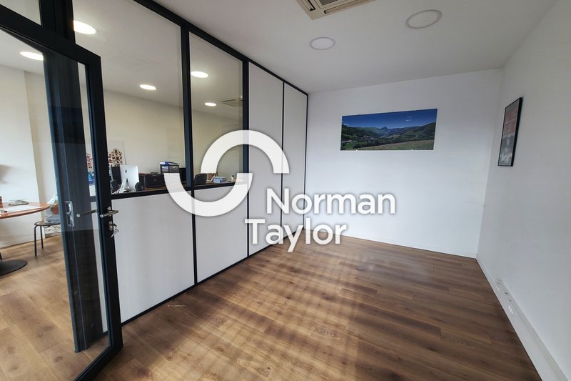 NORMAN TAYLOR MONTPELLIER LOCATION-BUREAUX-TARNOS-40