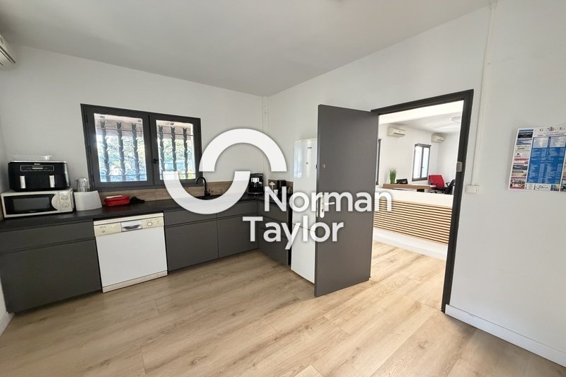 NORMAN TAYLOR MONTPELLIER LOCATION-BUREAUX-LUNEL-34