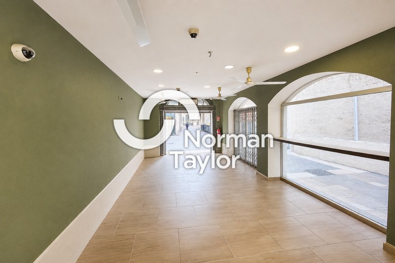 NORMAN TAYLOR MONTPELLIER LOCATION-LOCAL COMMERCIAL-MONTPELLIER-34