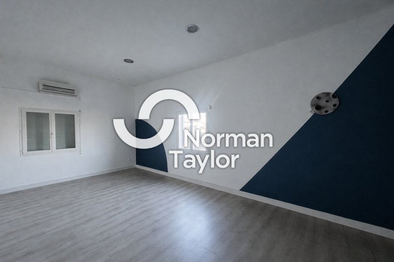 NORMAN TAYLOR MONTPELLIER VENTE-BUREAUX-ELNE-66
