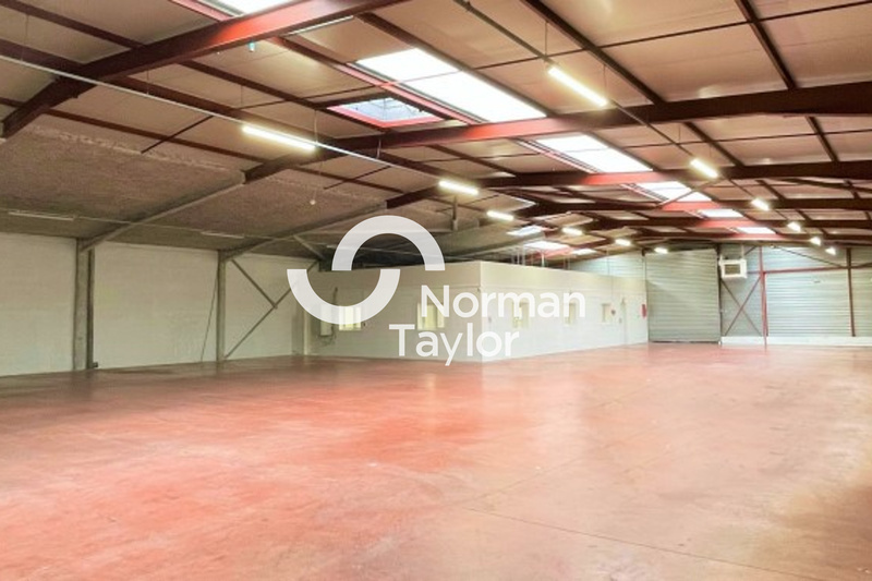 NORMAN TAYLOR LYON LOCATION-LOCAL D'ACTIVITE-CORBAS-69