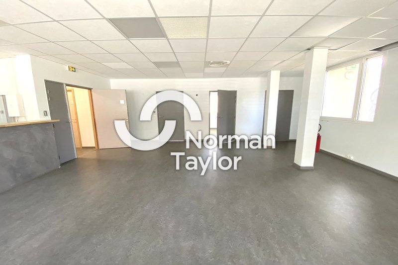 NORMAN TAYLOR MONTPELLIER LOCATION-BUREAUX-BAILLARGUES-34