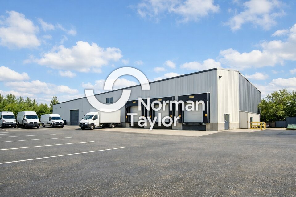 NORMAN TAYLOR PAYS BASQUE VENTE-LOCAL D'ACTIVITE-PEYREHORADE-40