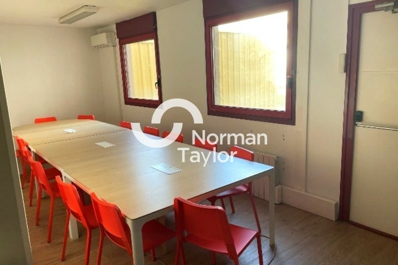 NORMAN TAYLOR LYON LOCATION-BUREAUX-LYON_6-69