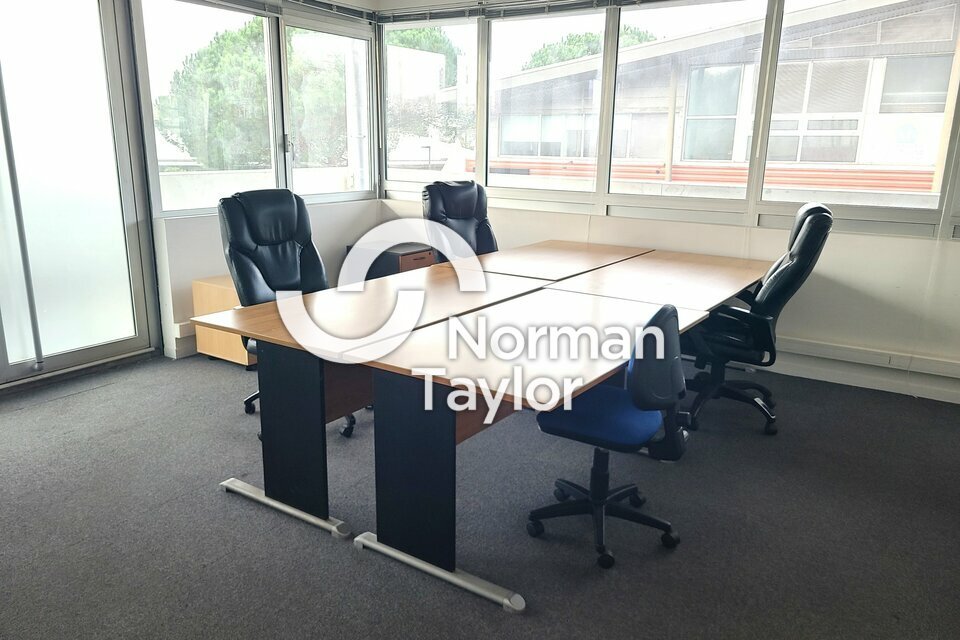 NORMAN TAYLOR PAYS BASQUE LOCATION-BUREAUX-BAYONNE-64