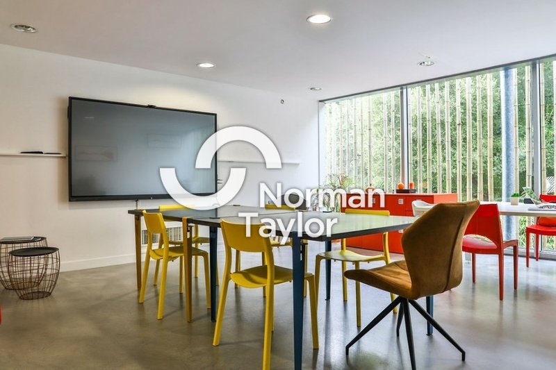 NORMAN TAYLOR PAYS BASQUE LOCATION-BUREAUX-BIARRITZ-64