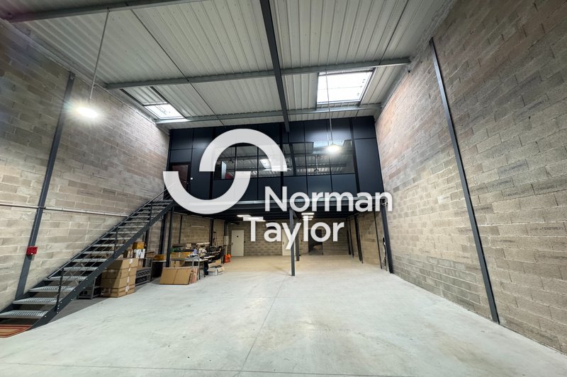 NORMAN TAYLOR MONTPELLIER LOCATION-LOCAL D'ACTIVITE-MAUGUIO-34