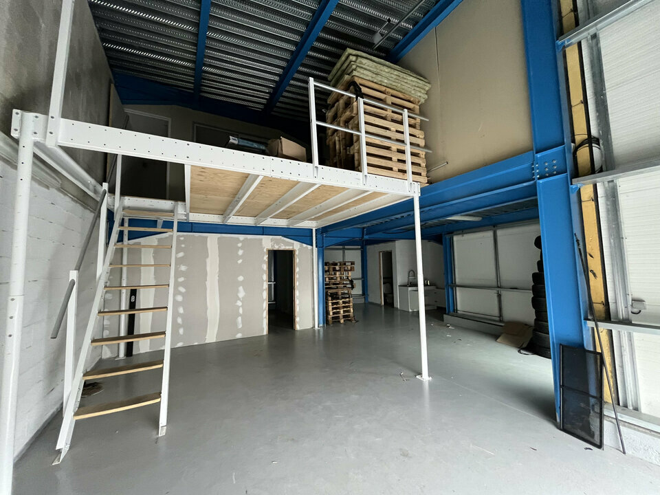 SISTOM VENTE-LOCAL D'ACTIVITE-VILLENOY-77