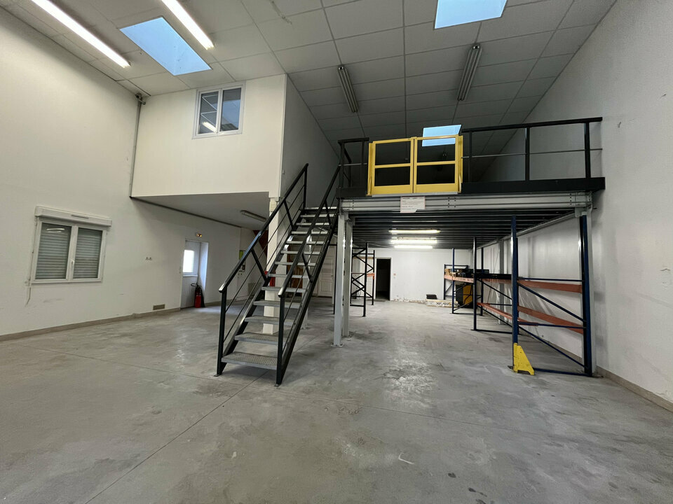 SISTOM LOCATION-LOCAL D'ACTIVITE-FONTENAY-TRESIGNY-77