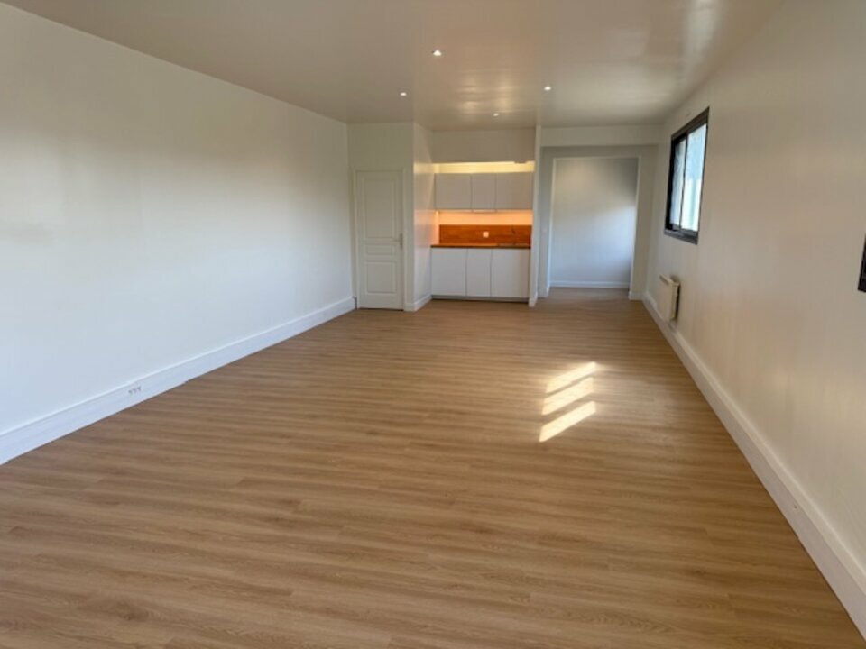 SISTOM LOCATION-BUREAUX-FONTENAY-TRESIGNY-77