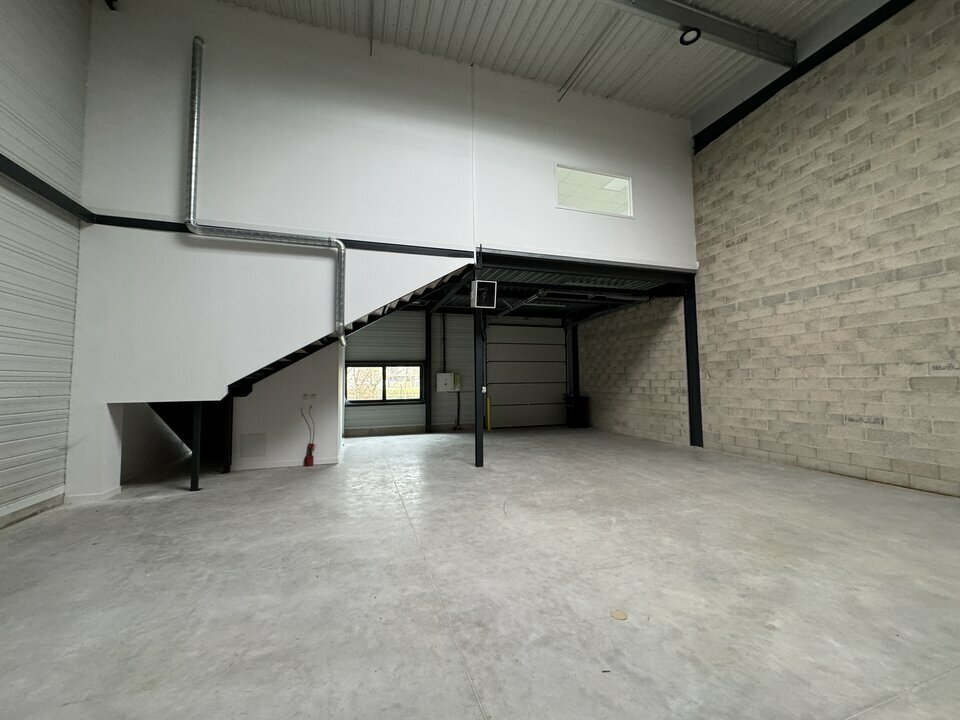SISTOM LOCATION-LOCAL D'ACTIVITE-BUSSY_SAINT_GEORGES-77