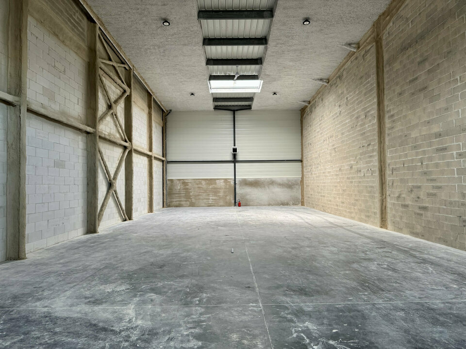 SISTOM LOCATION-LOCAL D'ACTIVITE-LE_MESNIL_AMELOT-77