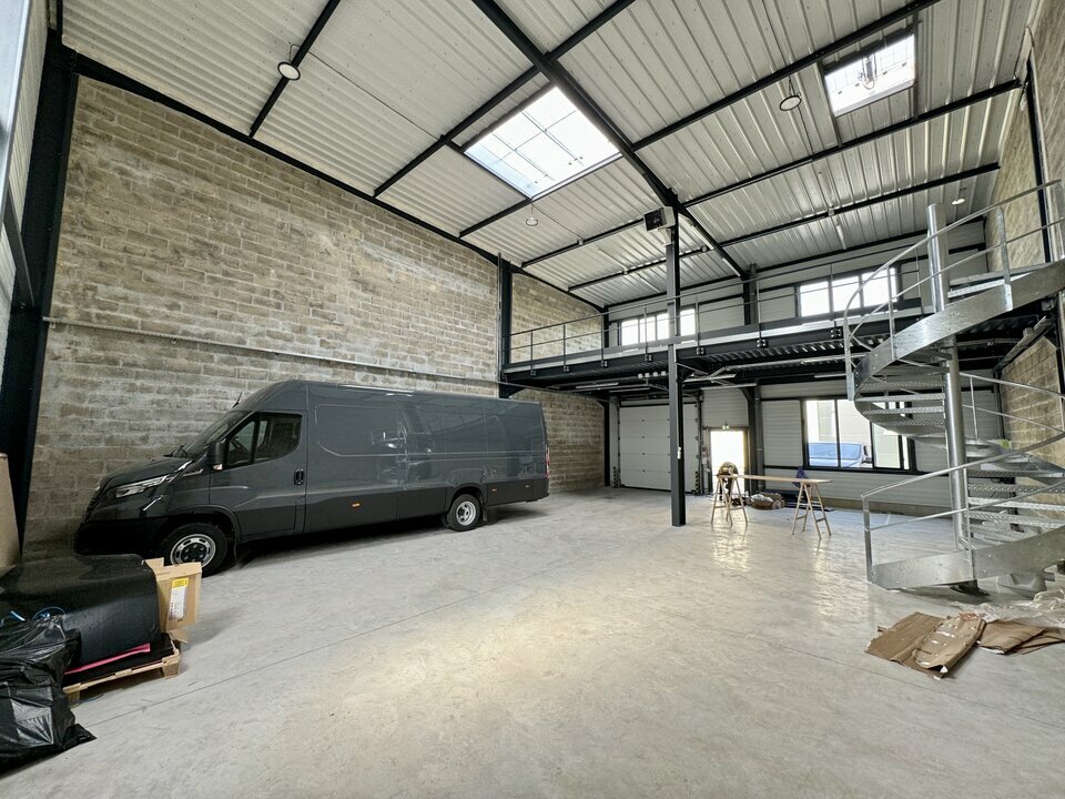 SISTOM LOCATION-LOCAL D'ACTIVITE-LE_MESNIL_AMELOT-77