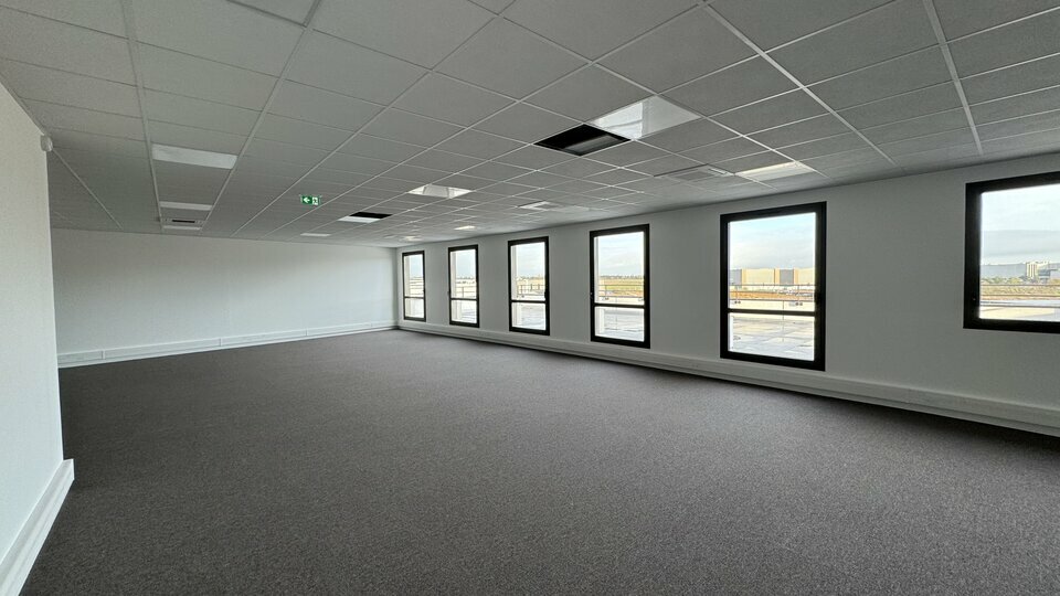 SISTOM VENTE-BUREAUX-SERRIS-77