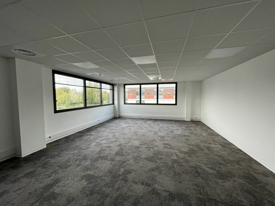 SISTOM VENTE-BUREAUX-SERRIS-77