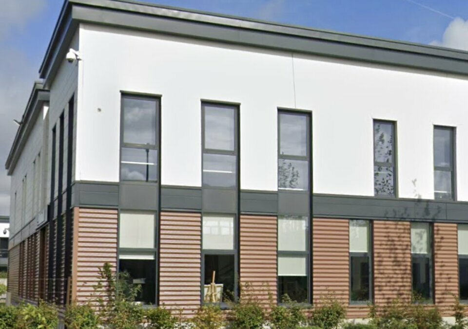 SISTOM LOCATION-LOCAL D'ACTIVITE-SERRIS-77