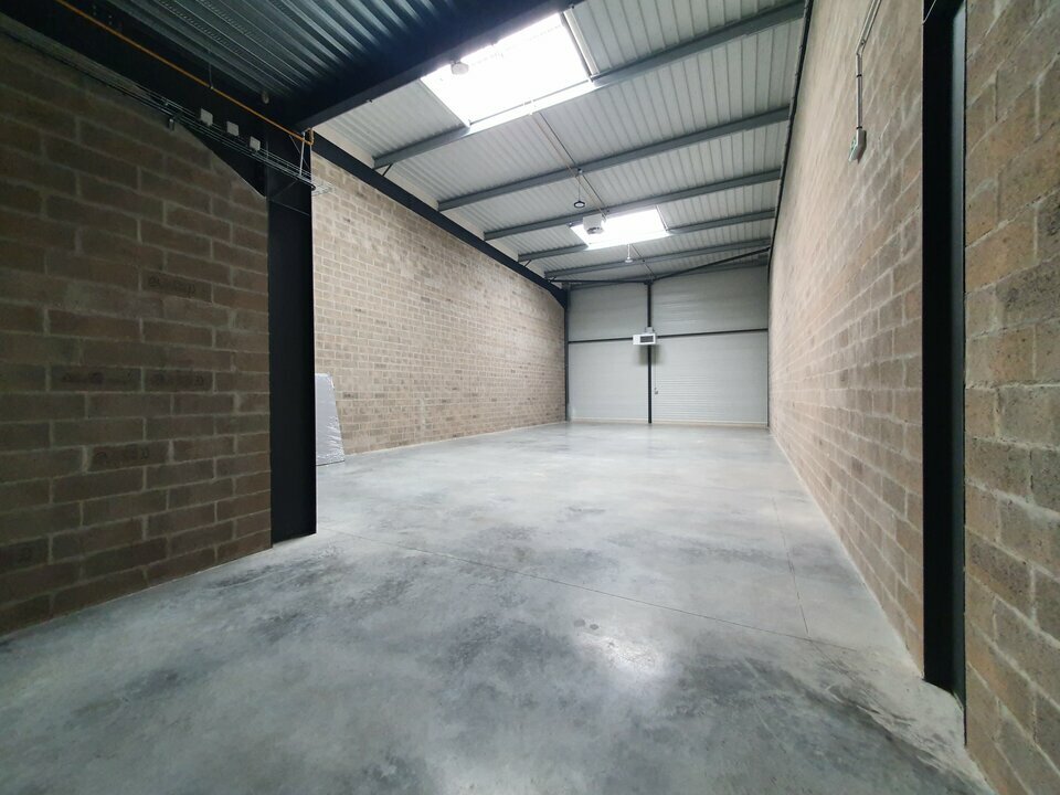 SISTOM VENTE-LOCAL D'ACTIVITE-VILLEBON_SUR_YVETTE-91