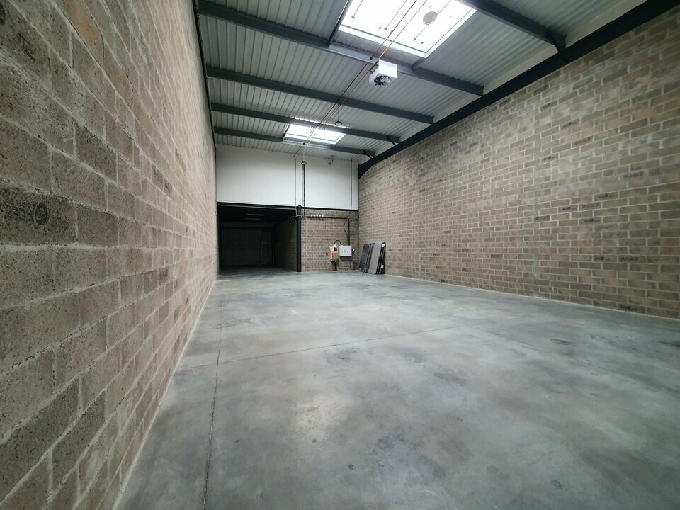 SISTOM VENTE-LOCAL D'ACTIVITE-VILLEBON_SUR_YVETTE-91