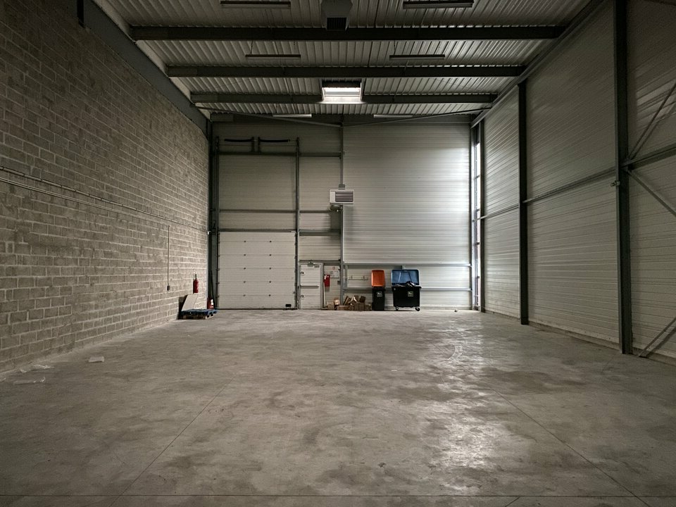 SISTOM LOCATION-LOCAL D'ACTIVITE-STAINS-93