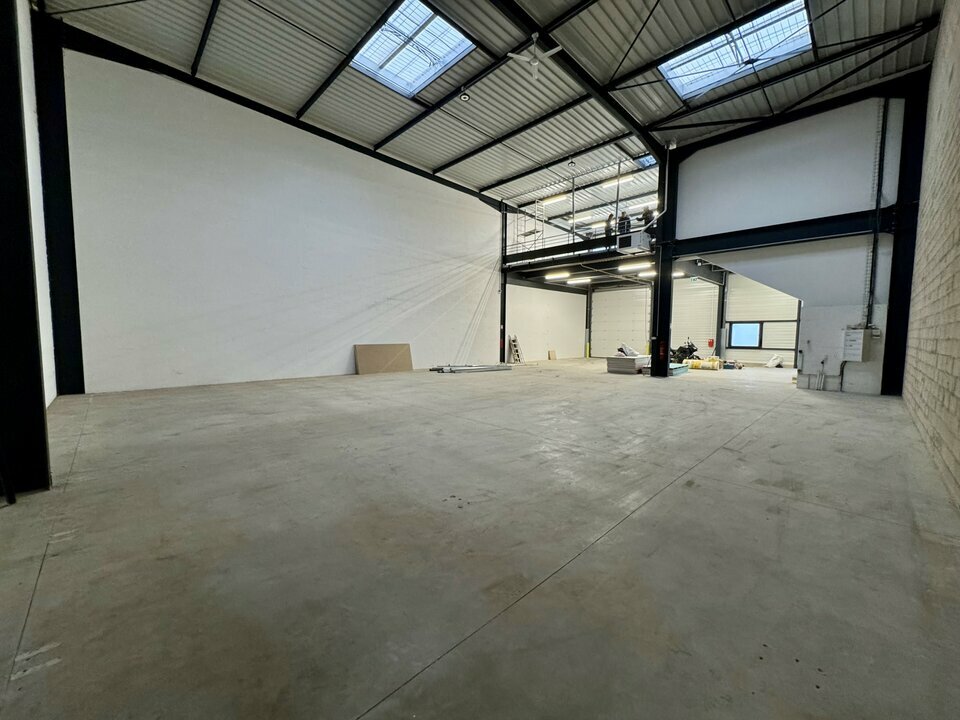 SISTOM LOCATION-LOCAL D'ACTIVITE-GROSLAY-95