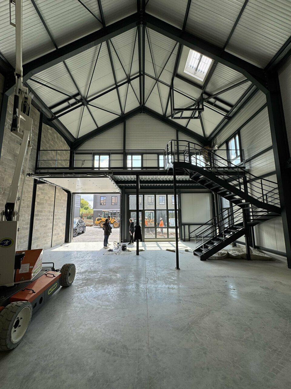 SISTOM LOCATION-LOCAL D'ACTIVITE-GROSLAY-95