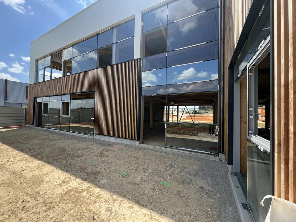 SISTOM LOCATION-LOCAL COMMERCIAL-LOUVRES-95