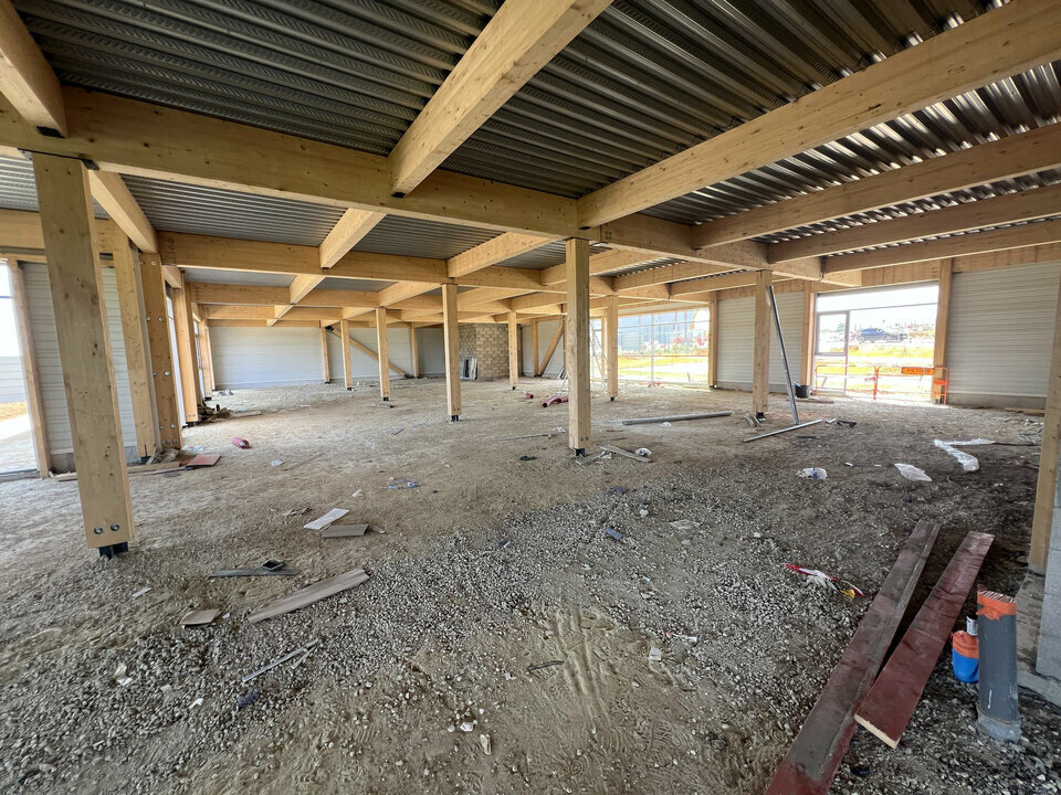 SISTOM VENTE-LOCAL COMMERCIAL-LOUVRES-95