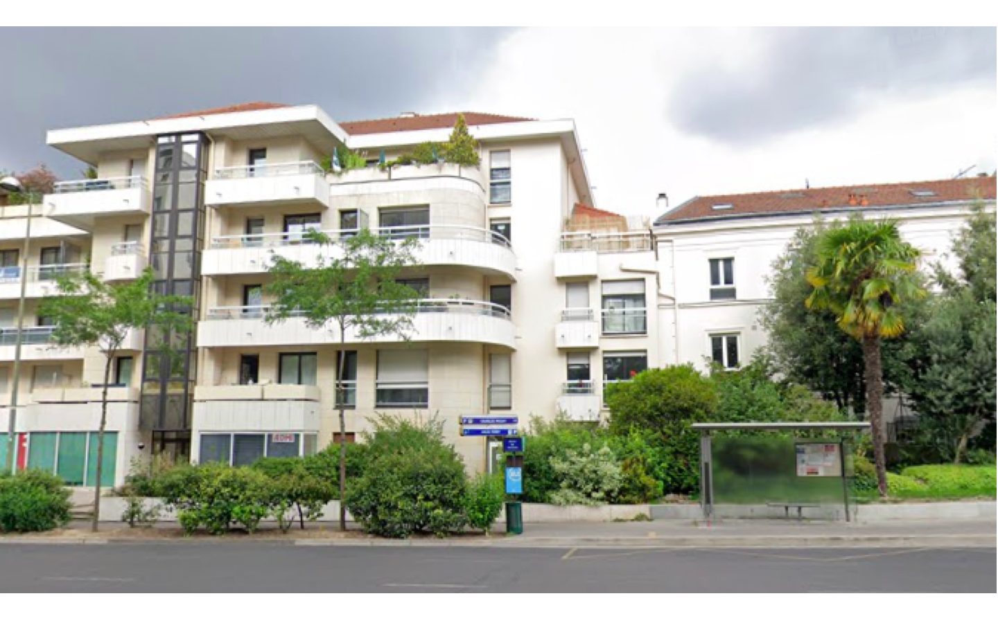 NEXIM CONSEIL LOCATION-LOCAL COMMERCIAL-SURESNES-92