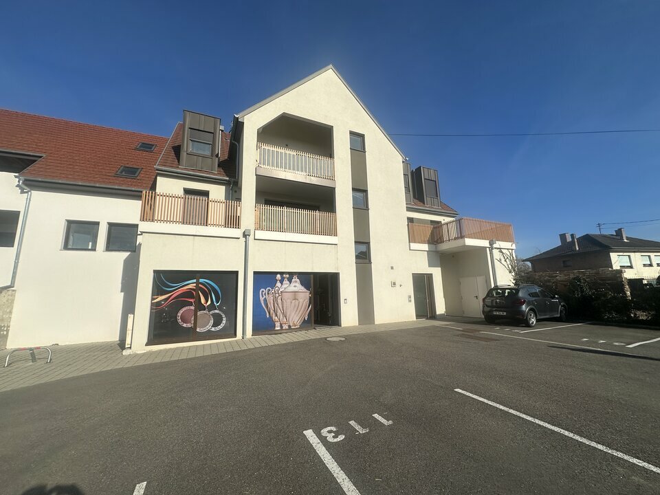 MCIE LOCATION-LOCAL COMMERCIAL-HOLTZHEIM-67
