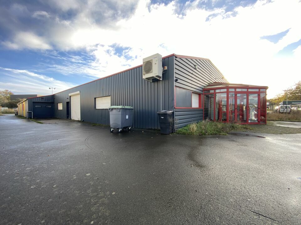 AXIO PRO VENTE-LOCAL D'ACTIVITE-SAINT_JACQUES_DE_LA_LANDE-35