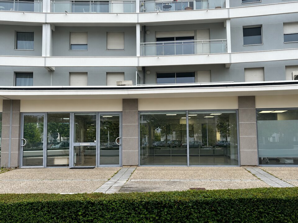 AXIO PRO LOCATION-LOCAL COMMERCIAL-CESSON-SEVIGNE-35