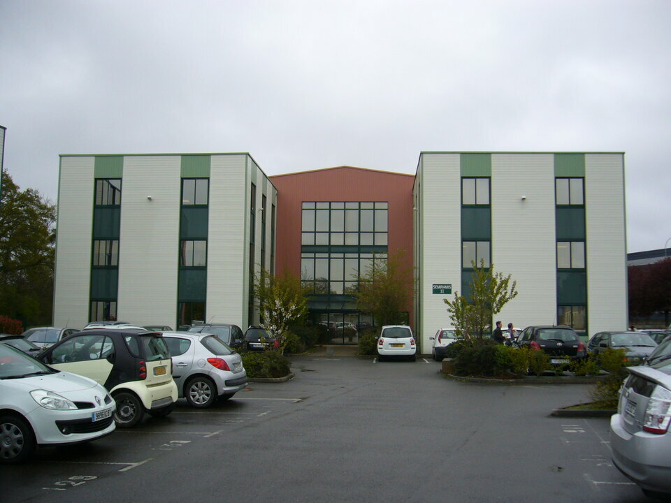 AXIO PRO LOCATION-BUREAUX-VERN_SUR_SEICHE-35