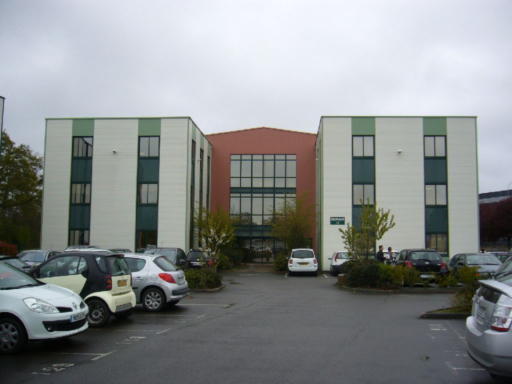 AXIO PRO LOCATION-BUREAUX-VERN_SUR_SEICHE-35