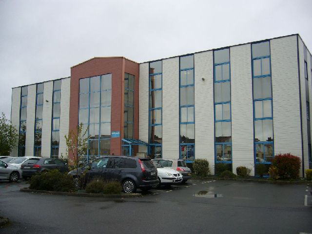 AXIO PRO LOCATION-BUREAUX-VERN_SUR_SEICHE-35